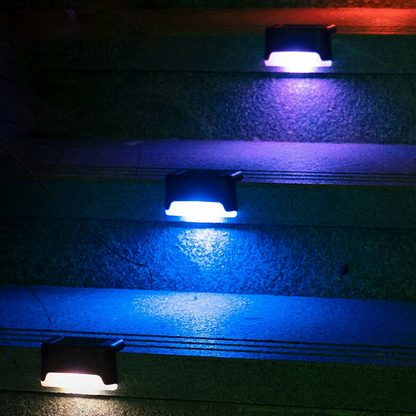 Mehrfarbige solarbetriebene Außenlampe